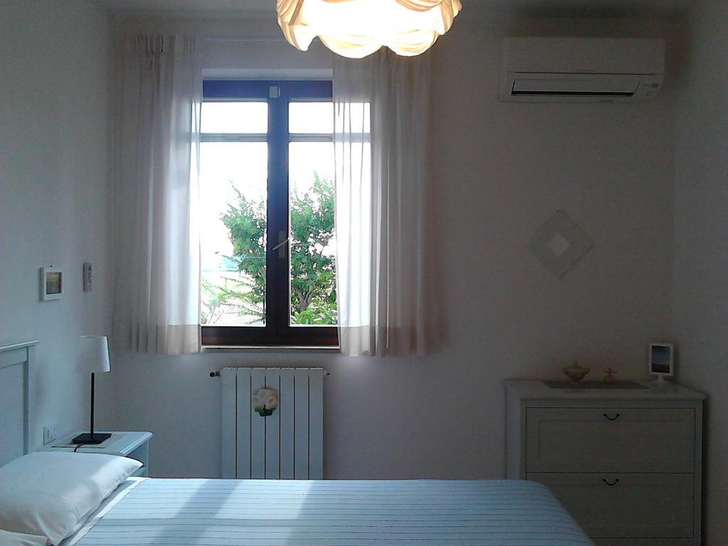 Bed And Breakfast Catherina Ponsacco Exterior foto