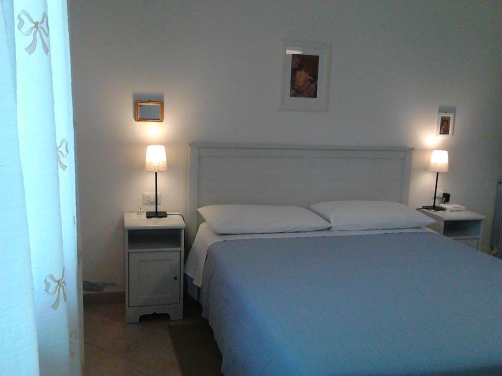 Bed And Breakfast Catherina Ponsacco Exterior foto